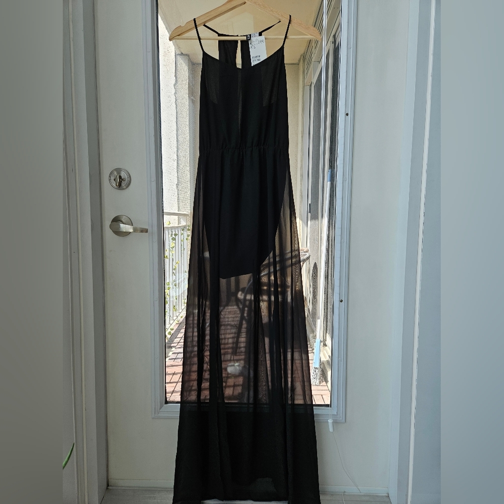 Maxi Dress With Sheer Skirts - Black - 4